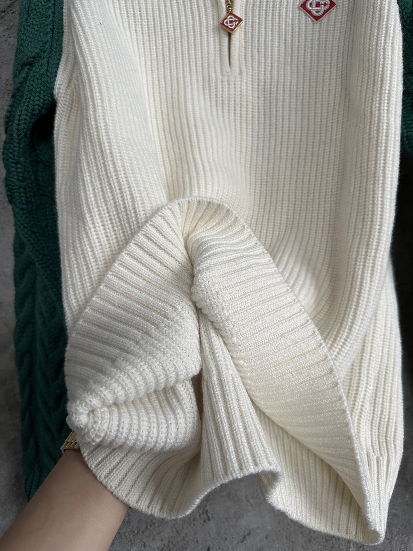 wg.luxury- 31s1281931 wool item:E-F409I0905